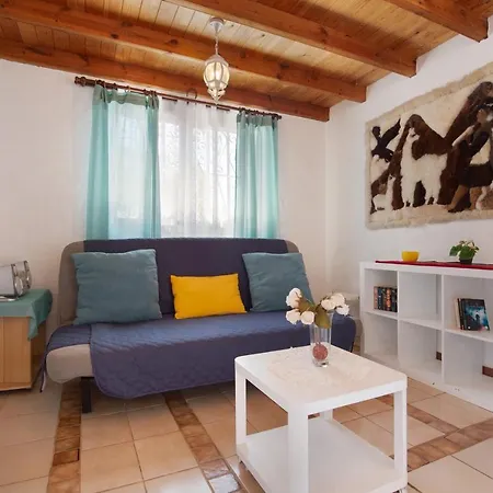 Majada Blanca Apartment *